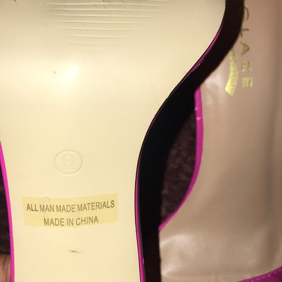 Shoes - Picture 3 of 3